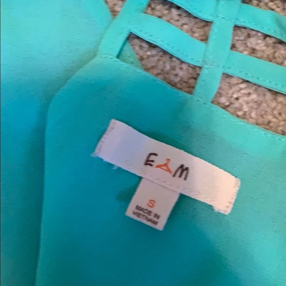 Tank top - Picture 3 of 3